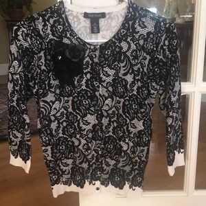 WHITE HOUSE/BLACK MARKET sweater - Size: XS